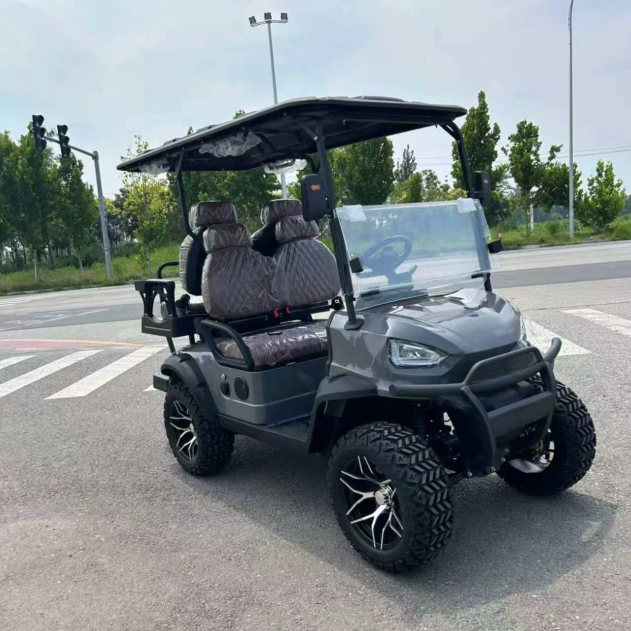 A Series, 4-seat · rear-facing