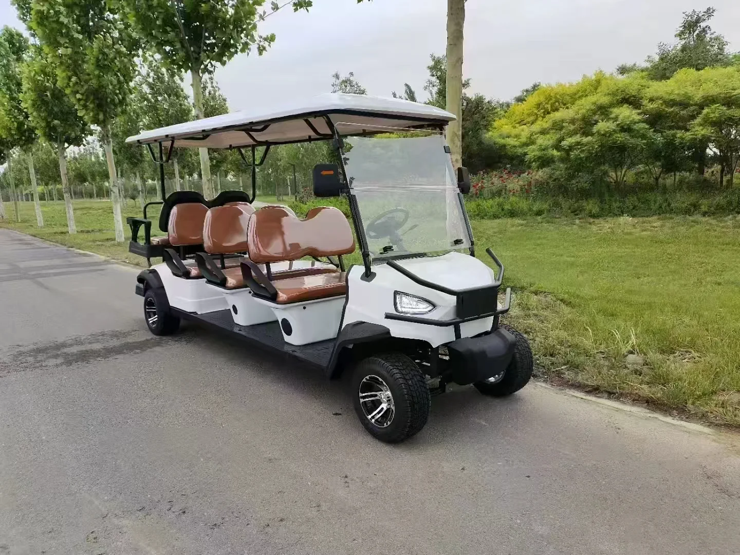 A Series, 8-seat · rear-facing