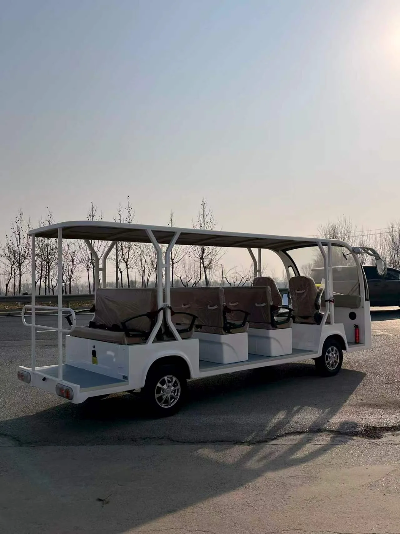 Sightseeing Vehicle